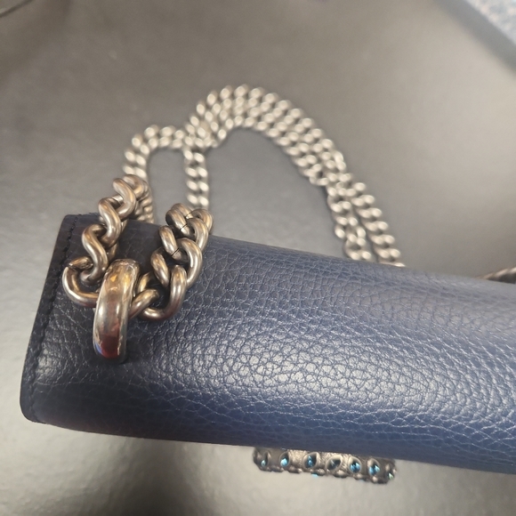 GUCCI dynosaurs sm. - Picture 4 of 5